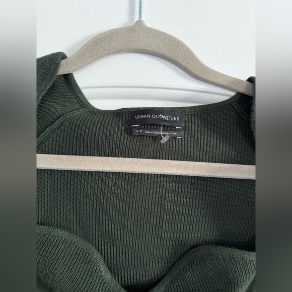Urban Outfitters Elsa sweater dress forest green size small - Picture 5 of 7